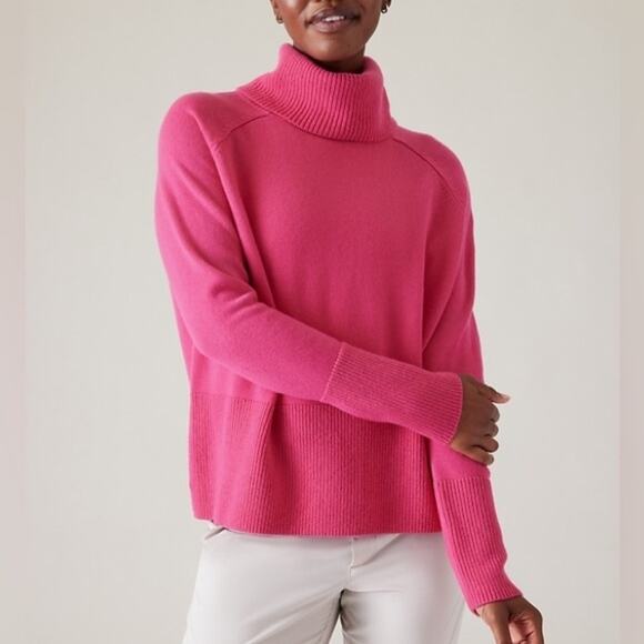 Athleta Sweaters - Athleta Alpine Turtleneck Sweater Cashmere Extra Fine Merino Wool Pink Size S